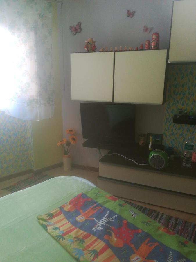 Casa Vacanza Francesco Hotel Catania Bagian luar foto