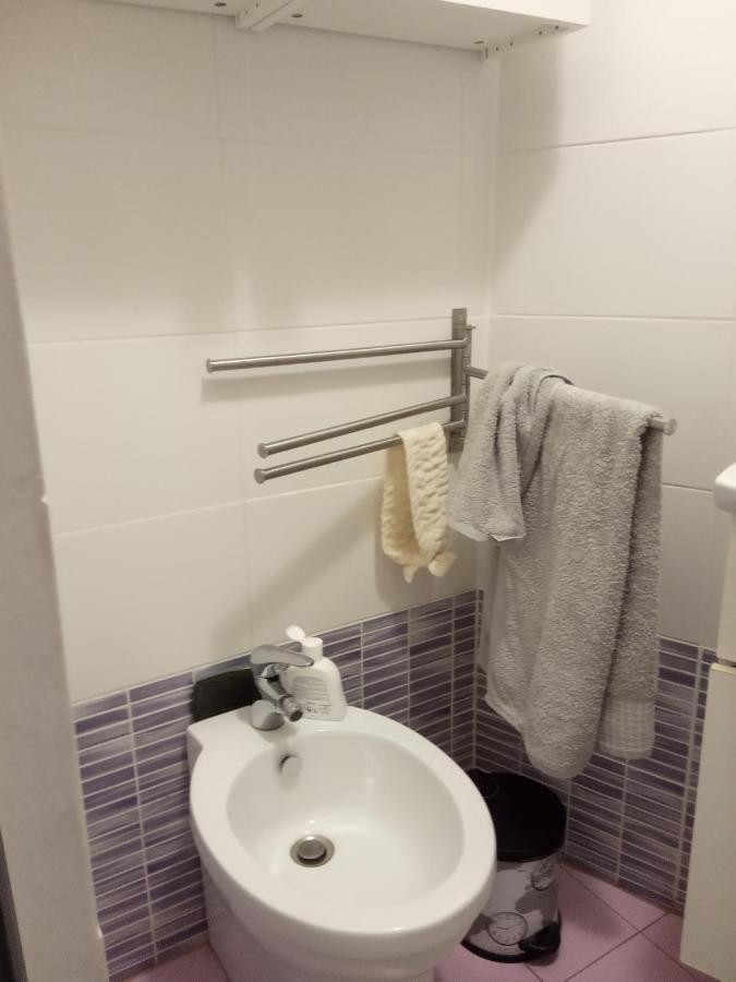 Casa Vacanza Francesco Hotel Catania Bagian luar foto