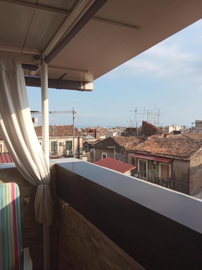 Casa Vacanza Francesco Hotel Catania Bagian luar foto