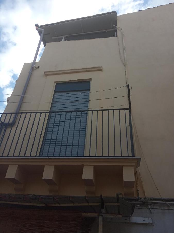 Casa Vacanza Francesco Hotel Catania Bagian luar foto